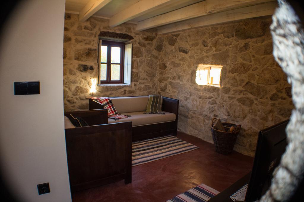 Casas Dos Avos Konuk evi Vale de Cambra Oda fotoğraf